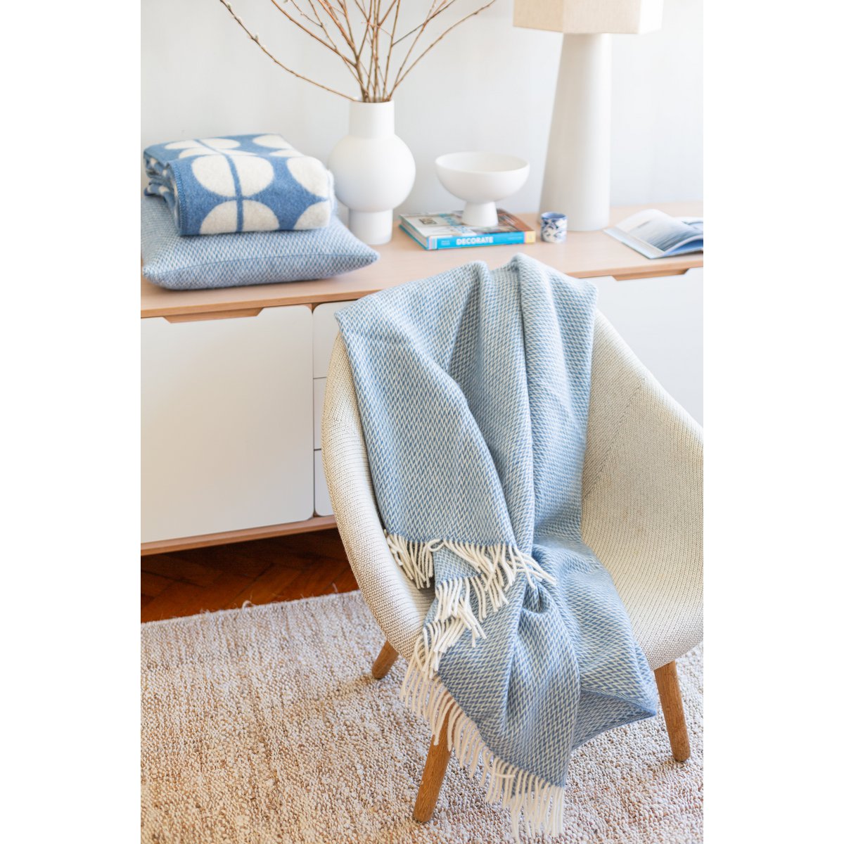Fanny – Exklusive Wolldecke aus 100 % norwegischer Wolle in Blau