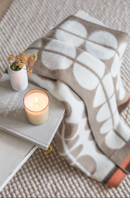 FELIX Decke | Jacquard-gewebt aus norwegischer Wolle in Beige